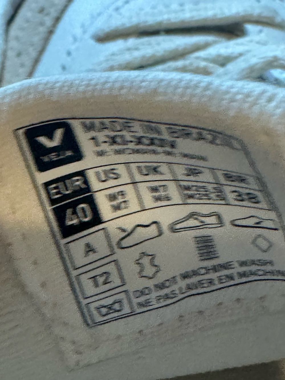 NEW Veja Volley Low Top Sneakers in White Nautico Bark - Picture 7 of 8